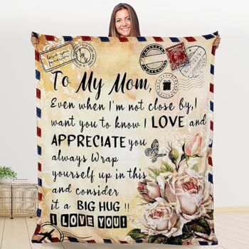 Sweet Sentiments: Personalized Fleece Throw Blanket for Mom